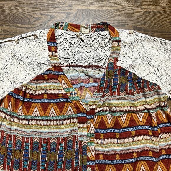 BKE Shirt Womens Large Lace Sleeve Button Up Aztec Southwest Boho Western - Picture 4 of 11
